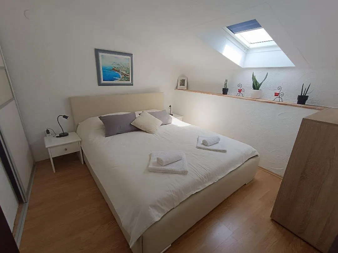 Adria Pearl Appartments Vrsar Croatia