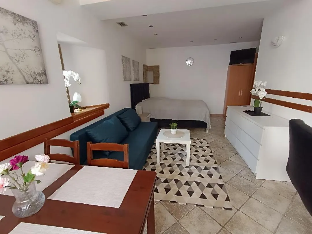 Adria Pearl Appartments Vrsar